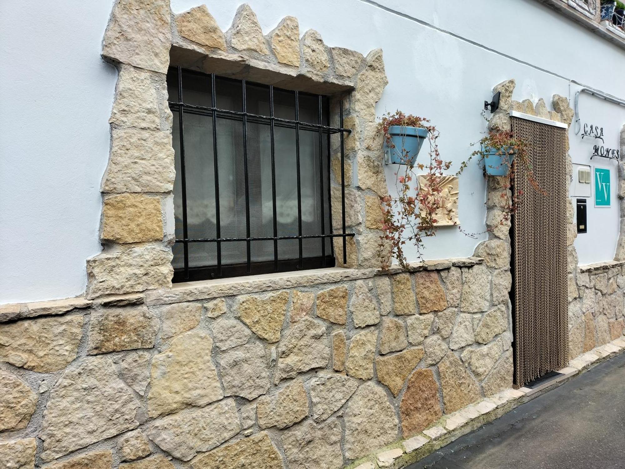 דירות Onís V.V Casa Mones מראה חיצוני תמונה
