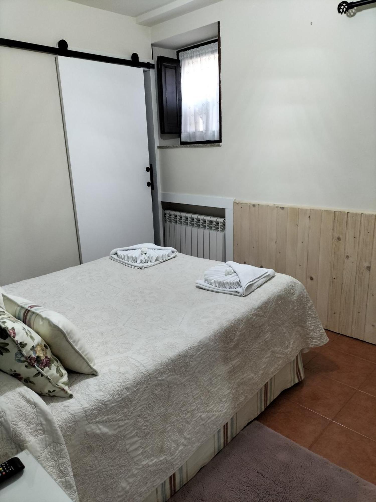 דירות Onís V.V Casa Mones מראה חיצוני תמונה